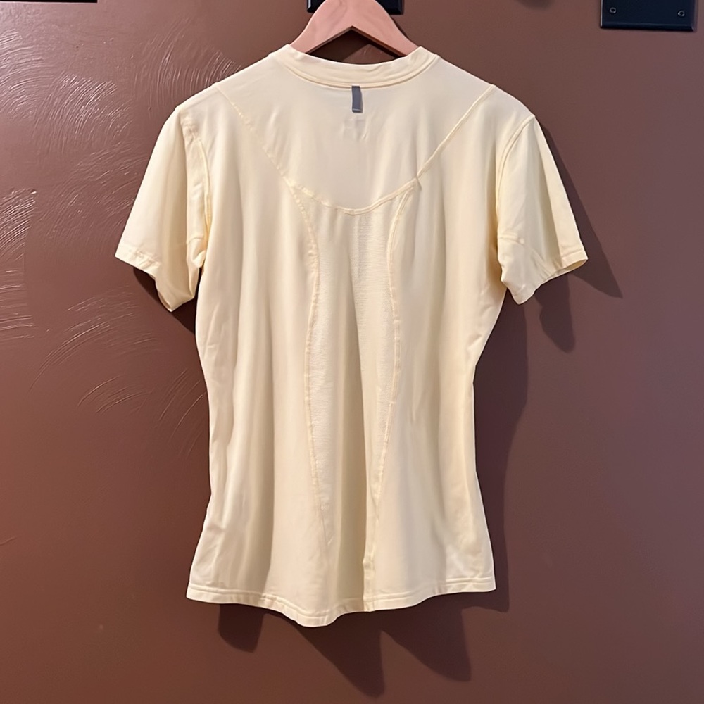 Nike top - Picture 2 of 6